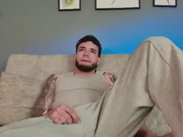 Chaturbate Best live sex cam show of alan_riios