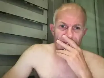 Chaturbate Watch Live Sex Cams of briantimes