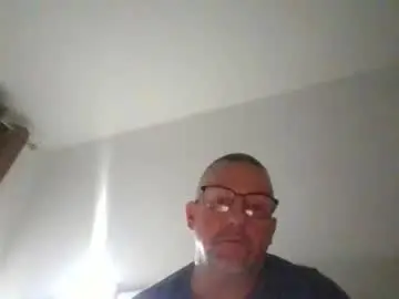 Chaturbate Sex Cam of middleton2021