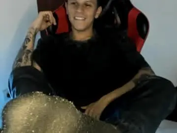 Chaturbate Free Porn Cam of masterdave7