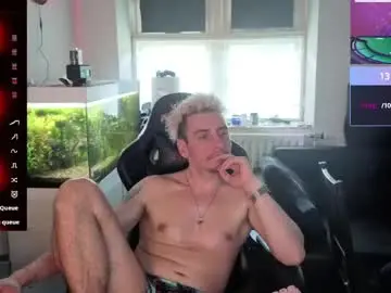 Chaturbate Sex Chat of rayzel_white