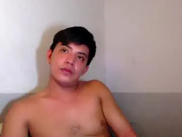 Chaturbate Free Porn Cam of yourasian_bradley