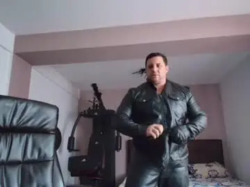 Chaturbate Live Sex Cam of hot_stefano1