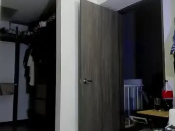 Chaturbate Free Porn Cam of andrewjohnson0