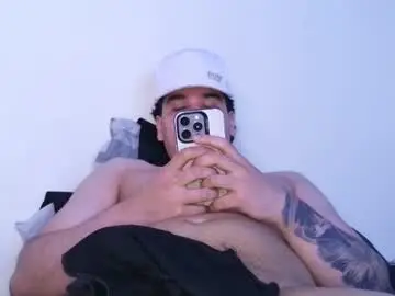 Chaturbate Sex Cam of javi_bermuzzi