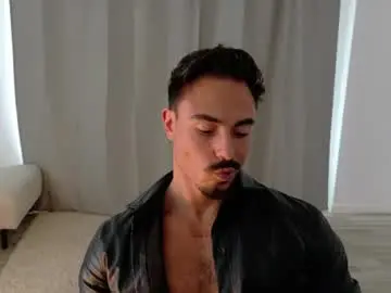 Chaturbate Sex Cam of master_lukass
