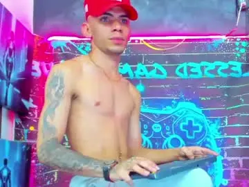 Chaturbate Watch Live Sex Cams of edward_24_