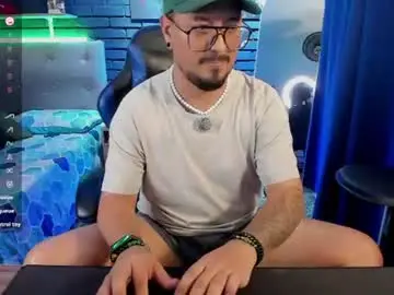 Chaturbate Watch Live Sex Cams of daviidevans