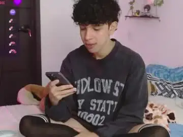Chaturbate Sex Chat of cuddly_twinkie