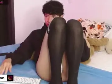 Chaturbate Live Sex of cuddly_twinkie