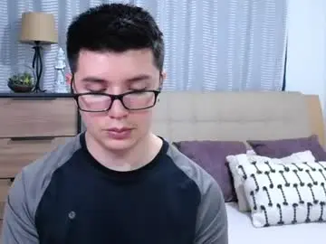 Chaturbate Watch Live Sex Cams of kevinhunts