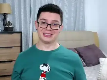 Chaturbate Sex Cam of kevinhunts
