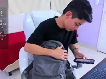 Chaturbate Live Porn of ethan12_