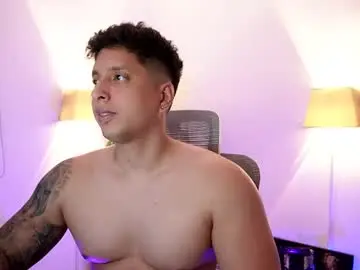 Chaturbate Sex Cam of appolo_allen