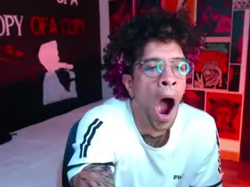Chaturbate Live Sex Cam of dostoyrodia_34