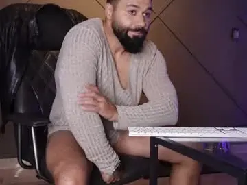 Chaturbate Watch Live Sex Cams of glennmasters