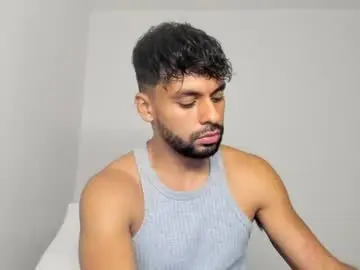 Chaturbate Live Sex of itsgeo1111