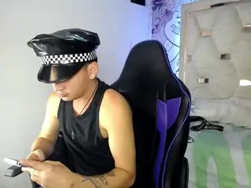Chaturbate Sex Cam of mathiass_twinkk_