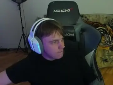 Chaturbate Best live sex cam show of aron_neall
