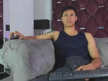 Chaturbate Sex Cam of tonybenedetti