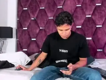 Chaturbate Live Sex Cam of tonybenedetti