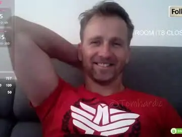 Chaturbate Sex Cam of tomhardic