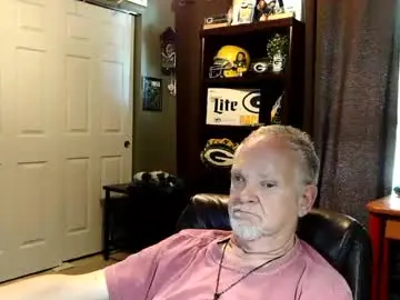 Chaturbate Free Porn Cam of midwestdad09
