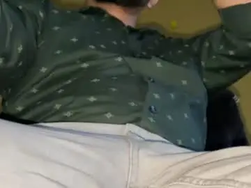 Chaturbate Sex Cam of bighandsomesatisfy