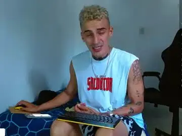 Chaturbate Sex Cam of bray_hotboy