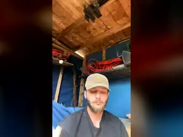 Chaturbate Sex Cam of cumsmoketogether