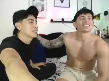 Chaturbate Live Sex of thomas_and_lyan