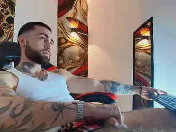Chaturbate Live Porn of luke_davis01