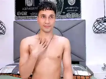 Chaturbate Best live sex cam show of buddy_whitte