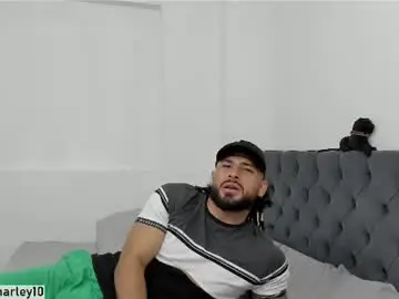 Chaturbate Best live sex cam show of louis_marley_