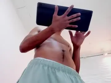 Chaturbate Free Live Porn of tommy_jones2