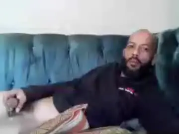 Chaturbate Watch Live Sex Cams of whatyoubeenwaitng4