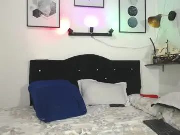 Chaturbate Live Sex of thomas_hot369