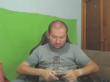 Chaturbate Nude Webcam of andres055555