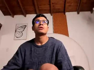 Chaturbate Nude Webcam of thiagovega_