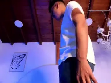 Chaturbate Free Porn Cam of thiagovega_