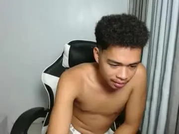 Chaturbate Best live sex cam show of bigcock_moreno