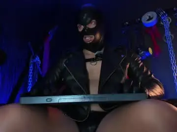 Chaturbate Live Porn of master_connor