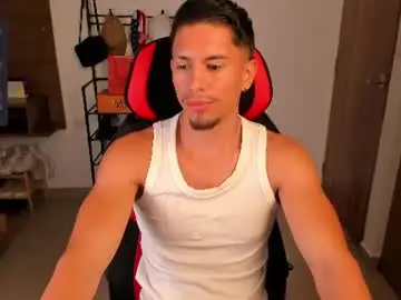 Chaturbate Live Sex of aaronfox_