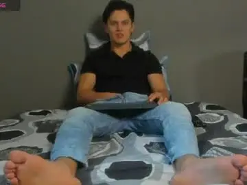 Chaturbate Watch Live Sex Cams of julian_wallace1