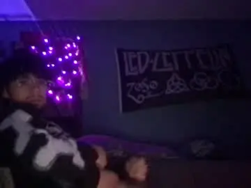 Chaturbate Free Porn Cam of richpecker777