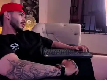 Chaturbate Live Sex Cam of vincentblack_