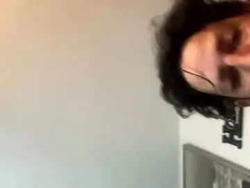 Chaturbate Free Live Porn of rogerbenid81