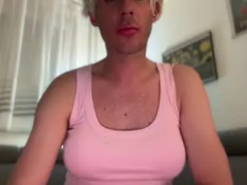Chaturbate Live Sex Cam of mrmooser42