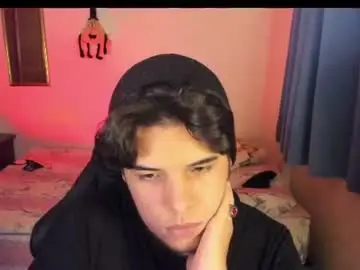 Chaturbate Best live sex cam show of big_cockjughead