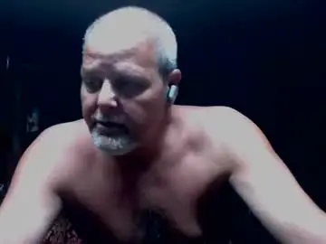 Chaturbate Live Sex Cam of allenhammack575